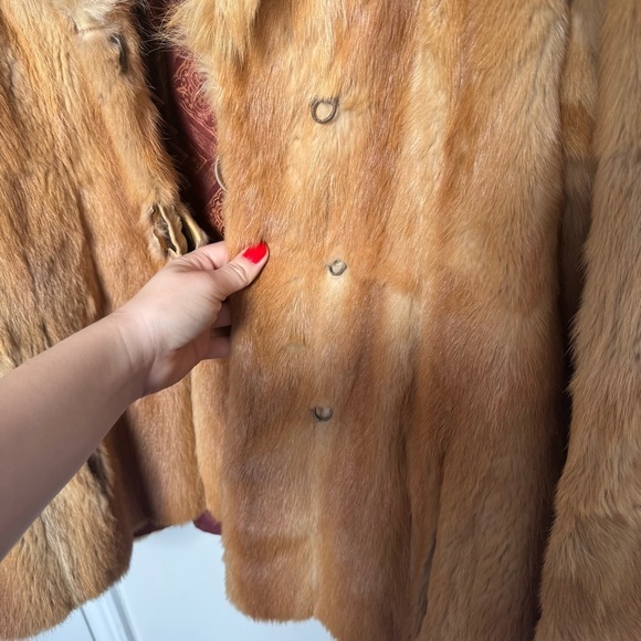 Luxurious vintage red fox fur coat - Picture 7 of 8
